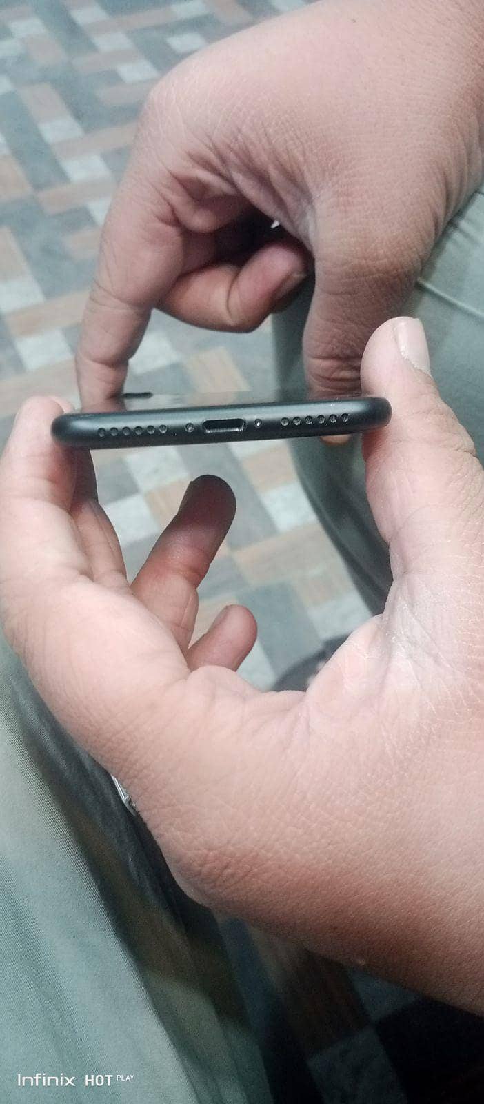IPHONE 7 2