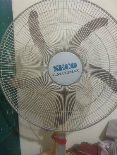 03040429079 sand Fan 12v   solar ya battery b chlta hai 12vold ka hai