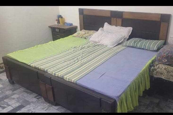 2 Single beds 0