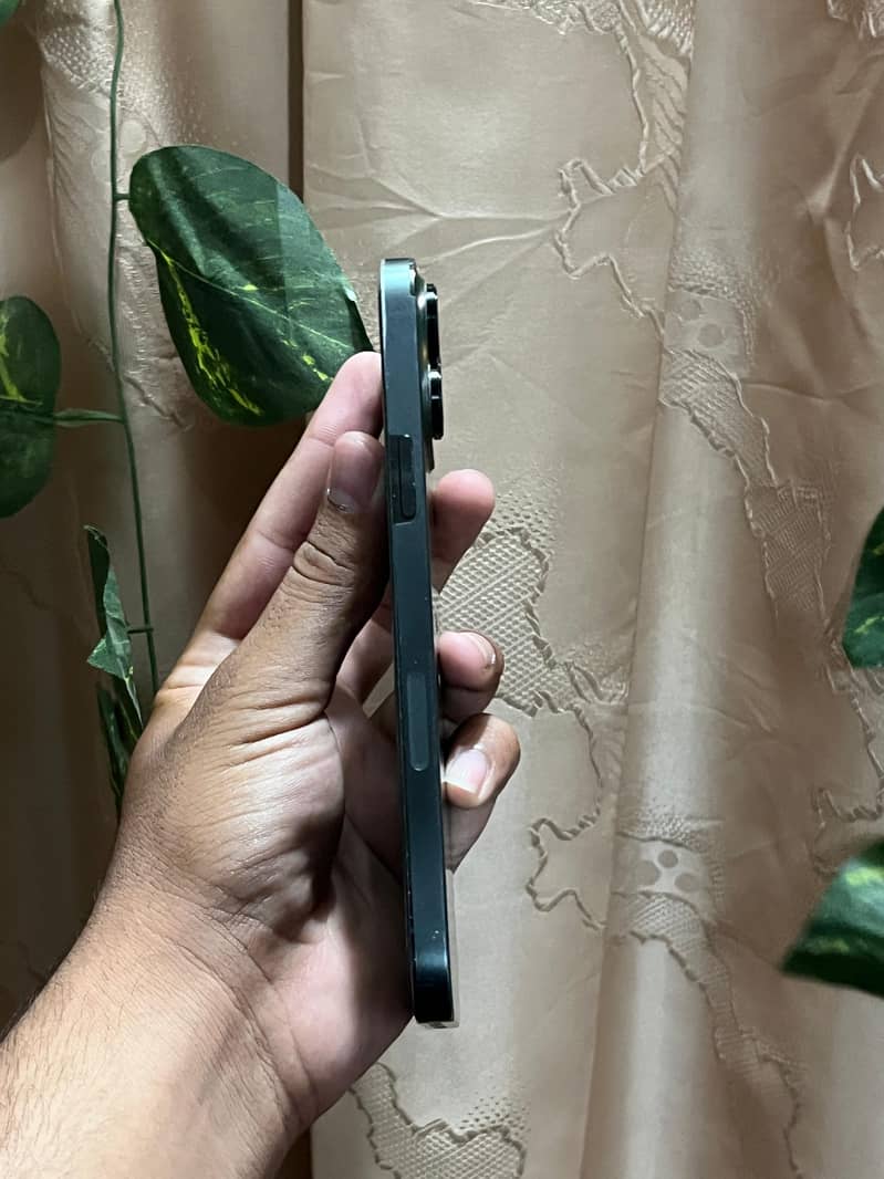 Iphone 13 pro max 5
