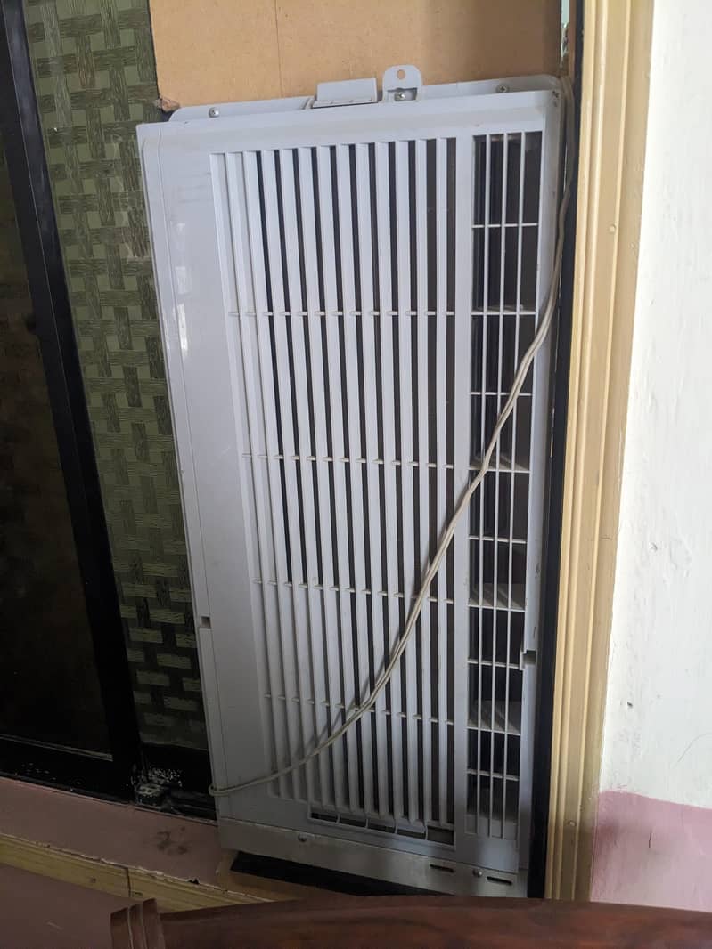 110 AC 1