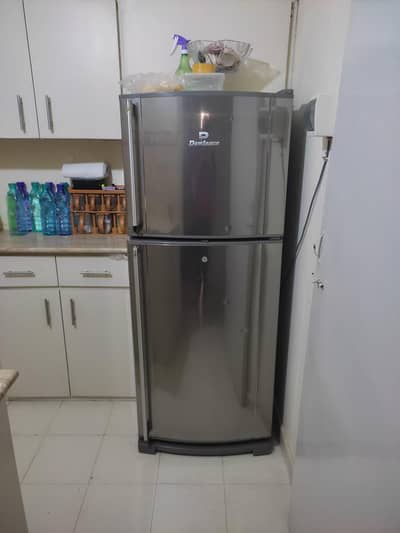dawlance refrigerator