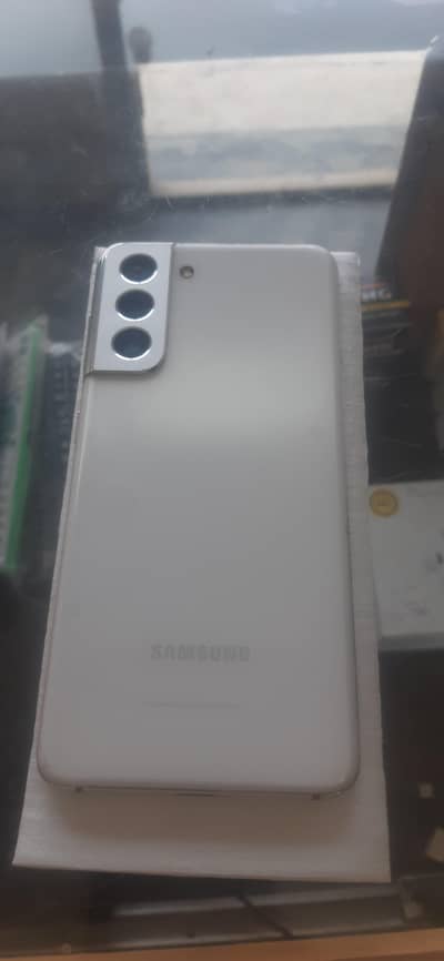 Samsung S21 5G 8GB/256GB  Non-PTA  8/10 CONDITION