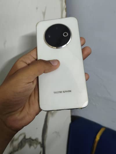 Tecno Spark 30c