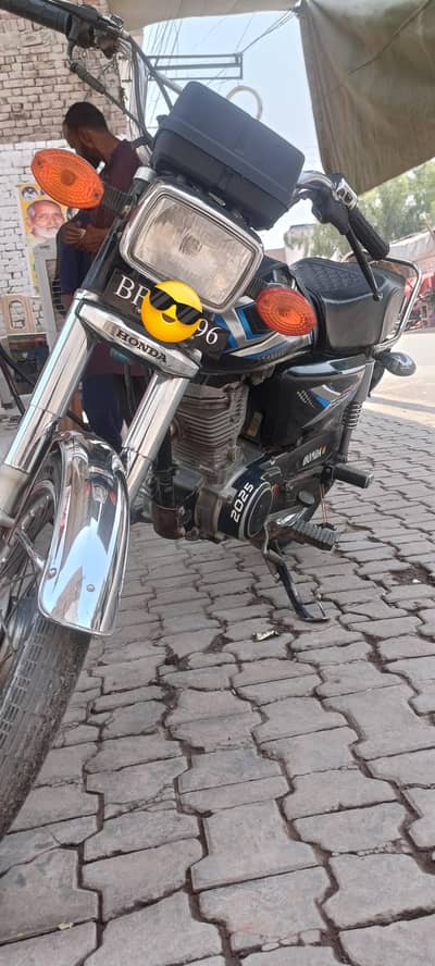 Honda 125 2012 (Complete Documents)
