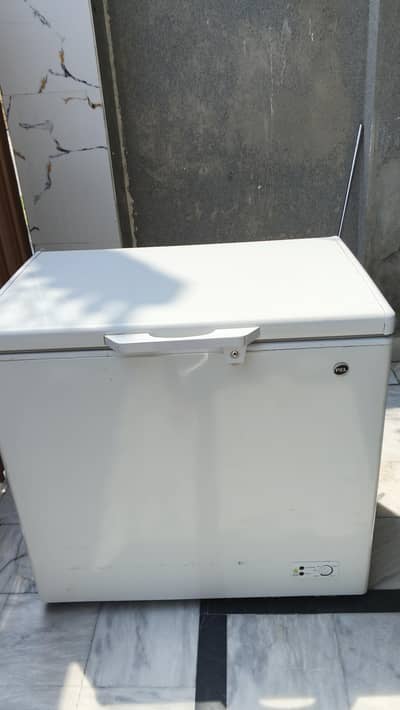 pel freezer in good condition for sale  and new model