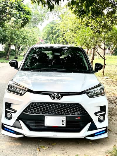 Toyota Raize Z 2021 – Top Variant
