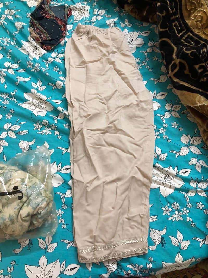 Ethnc 2pc condition 10/10 2