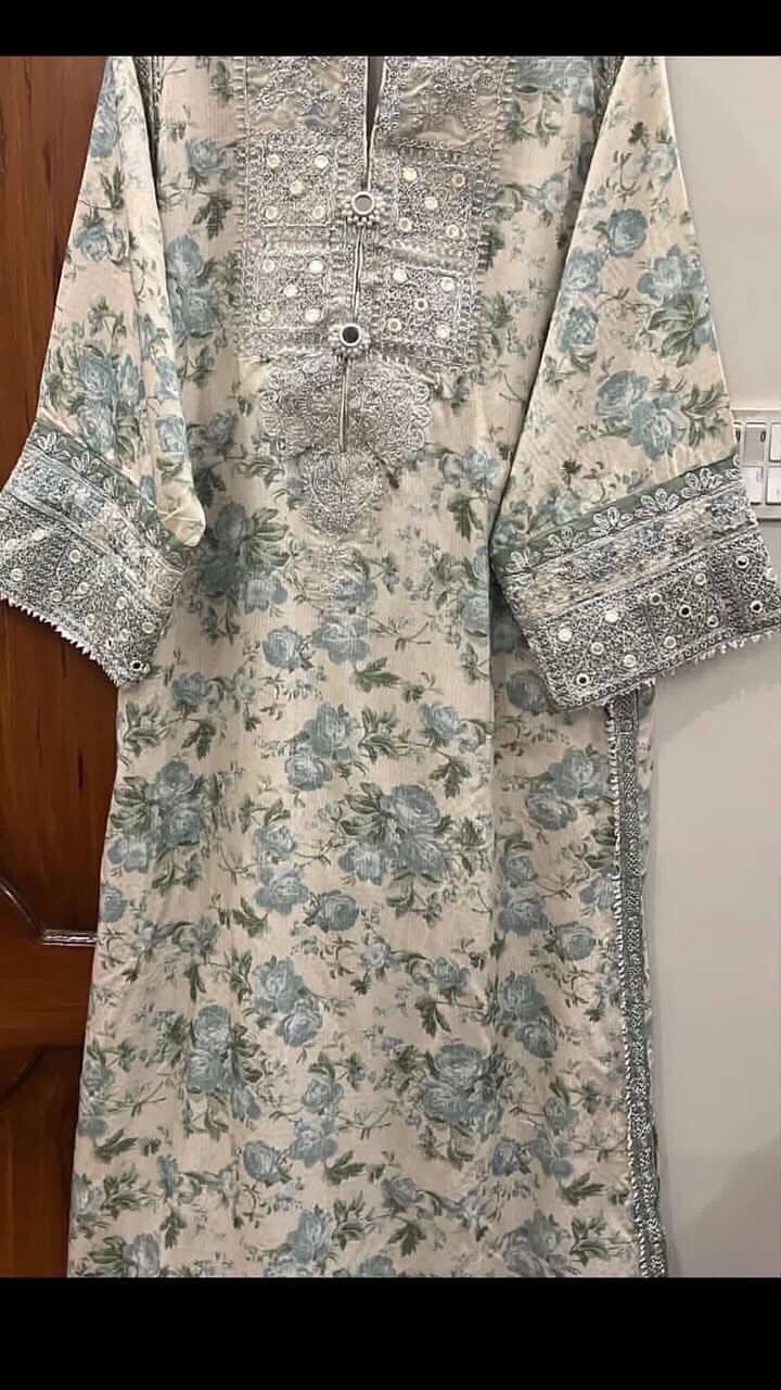 Ethnc 2pc condition 10/10 4