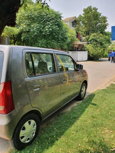 Suzuki wagnor wagon r VXL