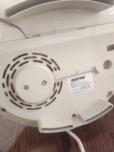 Geepas air blower