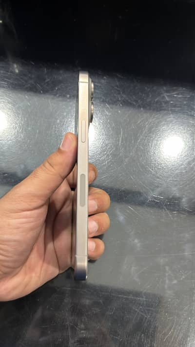 Iphone 15 pro max 10/10 condition 256 gb LLA