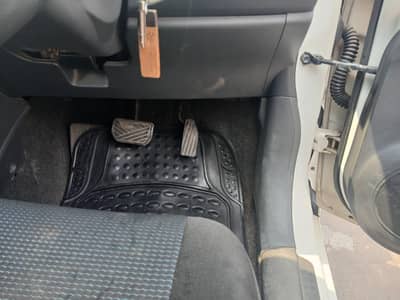 Suzuki swift dlx automatic navigation
