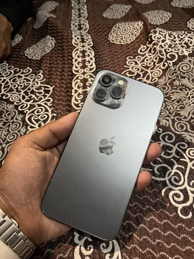 iPhone 12pro max