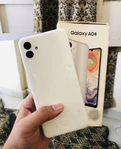 Samaung a04 with box approved 3/32gb