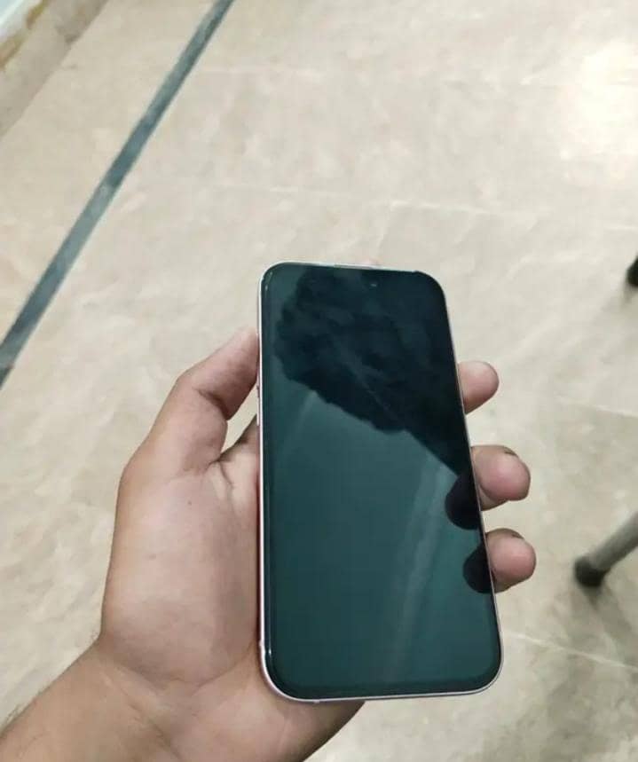 iphone 15 4