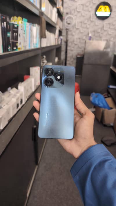 Tecno spark 20c