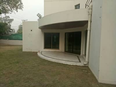 2 Kanal Old House For Sale