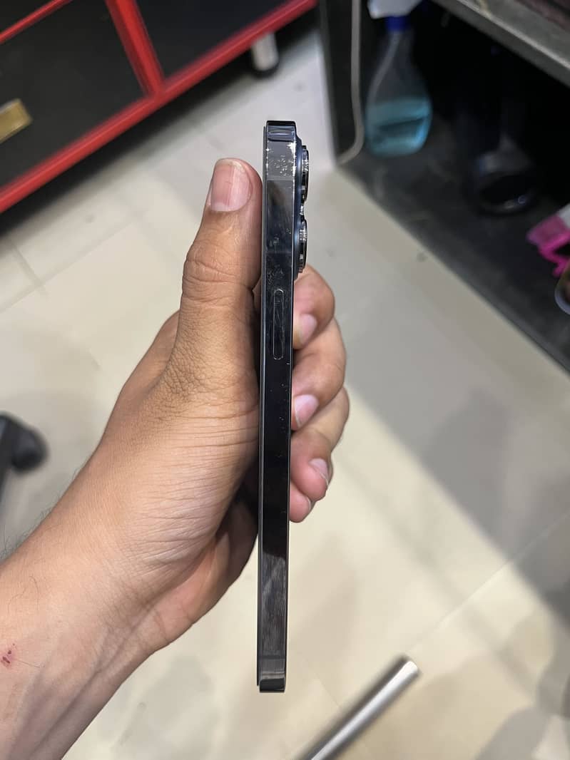 Iphone 13 pro max 1
