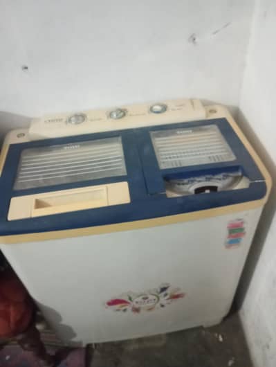 Toyo washer and dryer