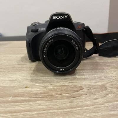 Sony alpha a380 Dslr Camera.