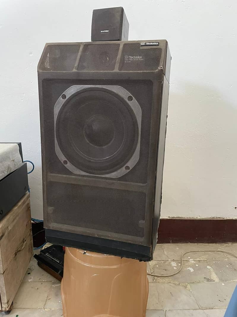 Technics speakers 1