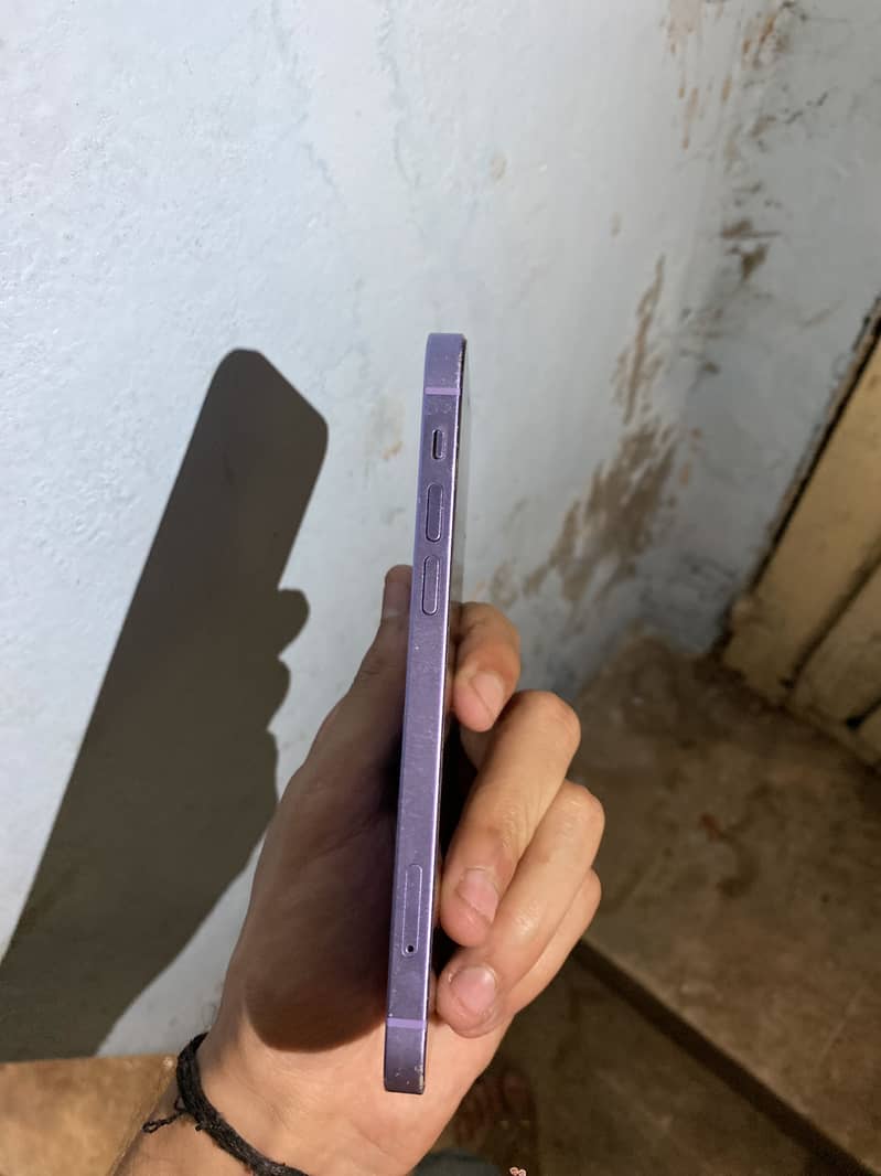 iPhone 12 2