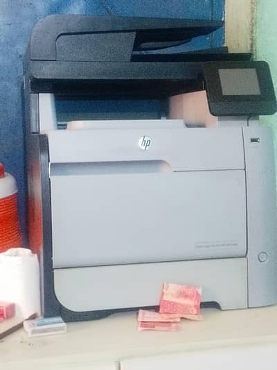 hp colour laserjet pro MFP m476 dn