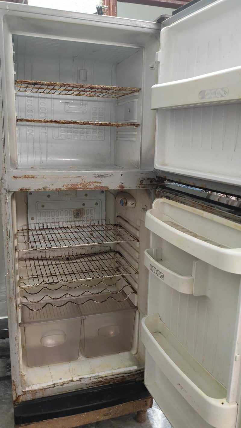 Fridge 3