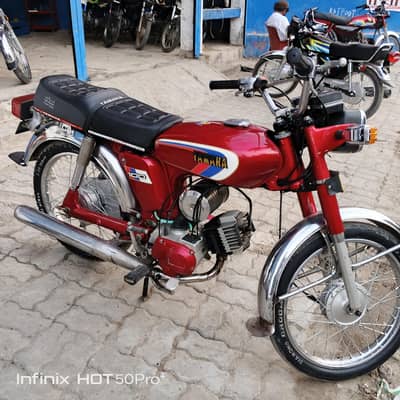Bike full okay ha 10/10  koi Kam NAHI honey Wala
