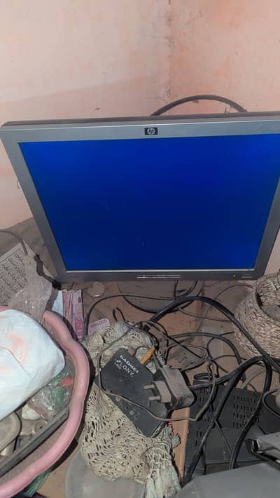 hp 19" inch monitor
