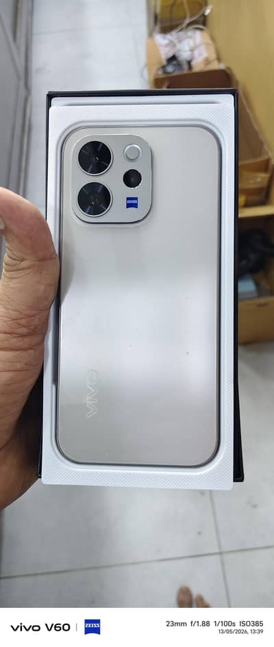 vivo V70 5G new condition warranty official