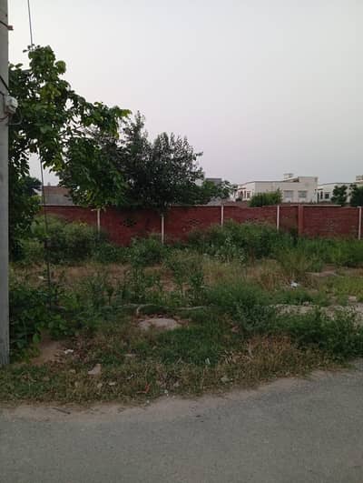 5 Marla plot for sale
