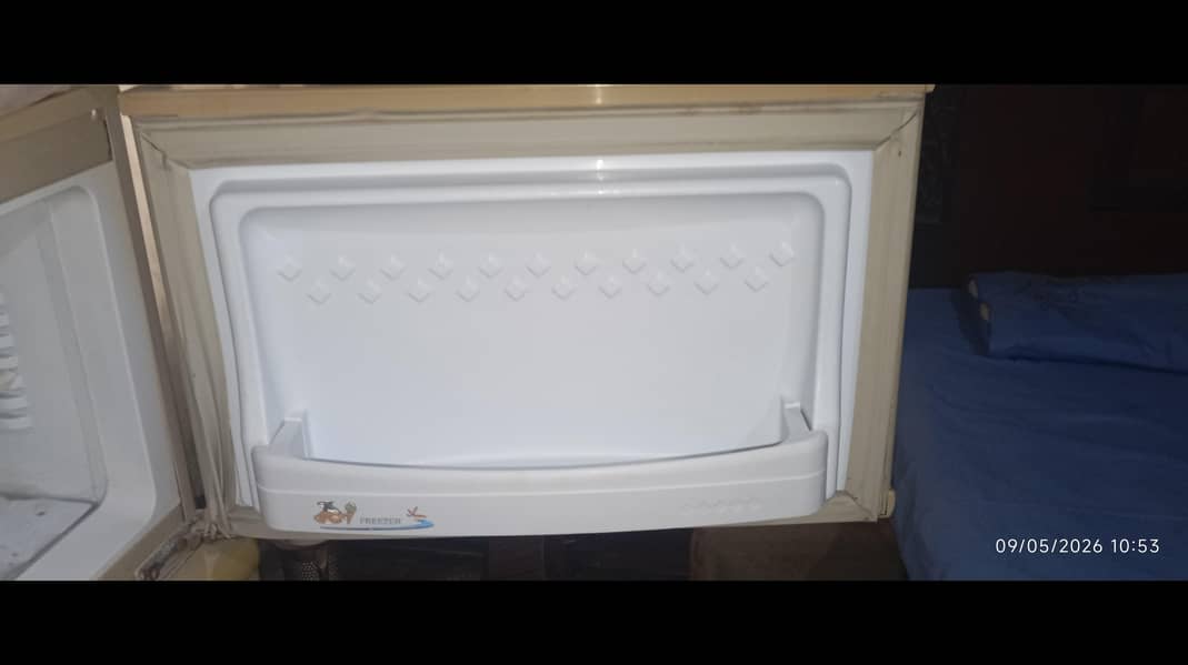 refrigerator 1