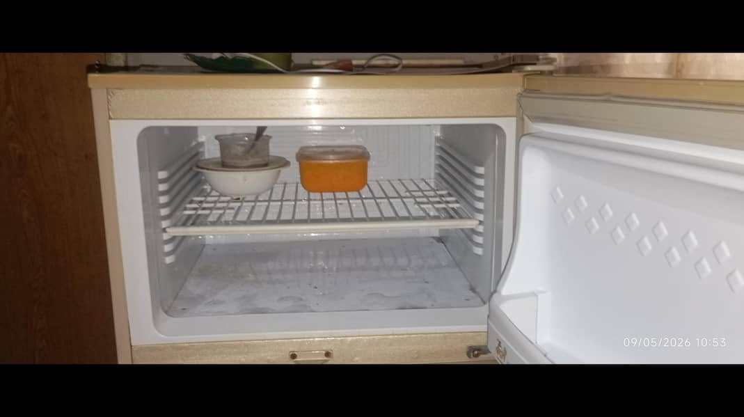 refrigerator 2