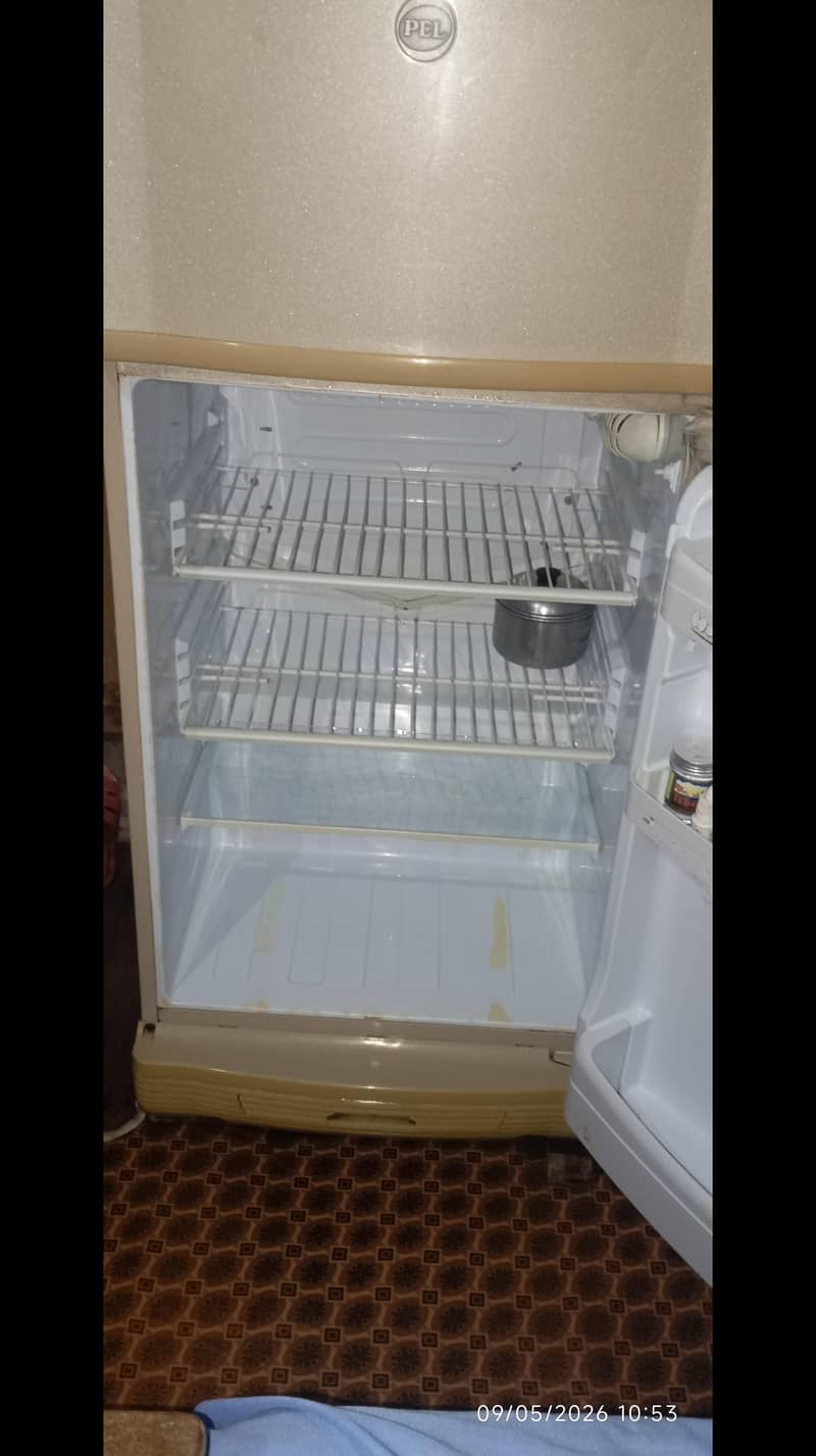 refrigerator 4