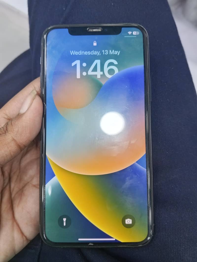 iphone 11 pro 2