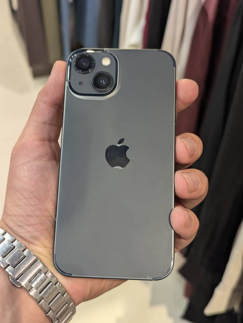iPhone 13 JV 1