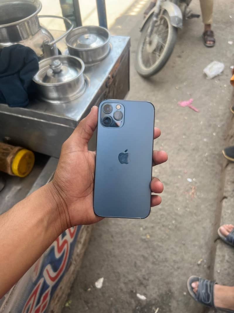 IPhone 12 Pro 1