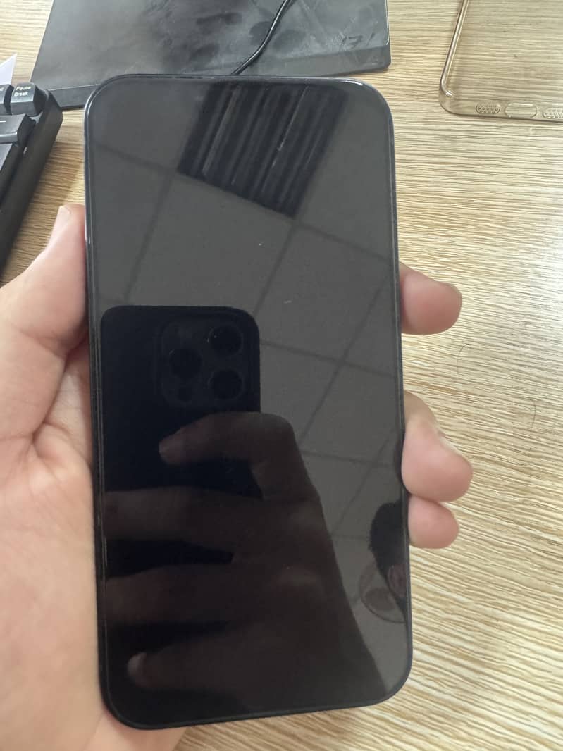 iPhone 13 jv 3