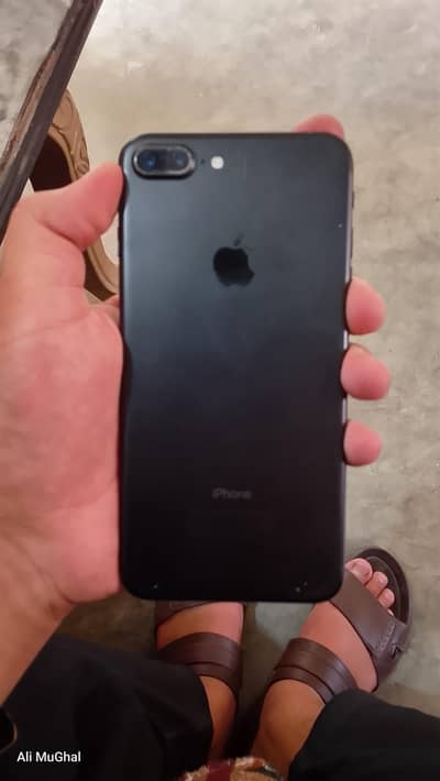 Iphone 7 plus 32 GB memory all okay