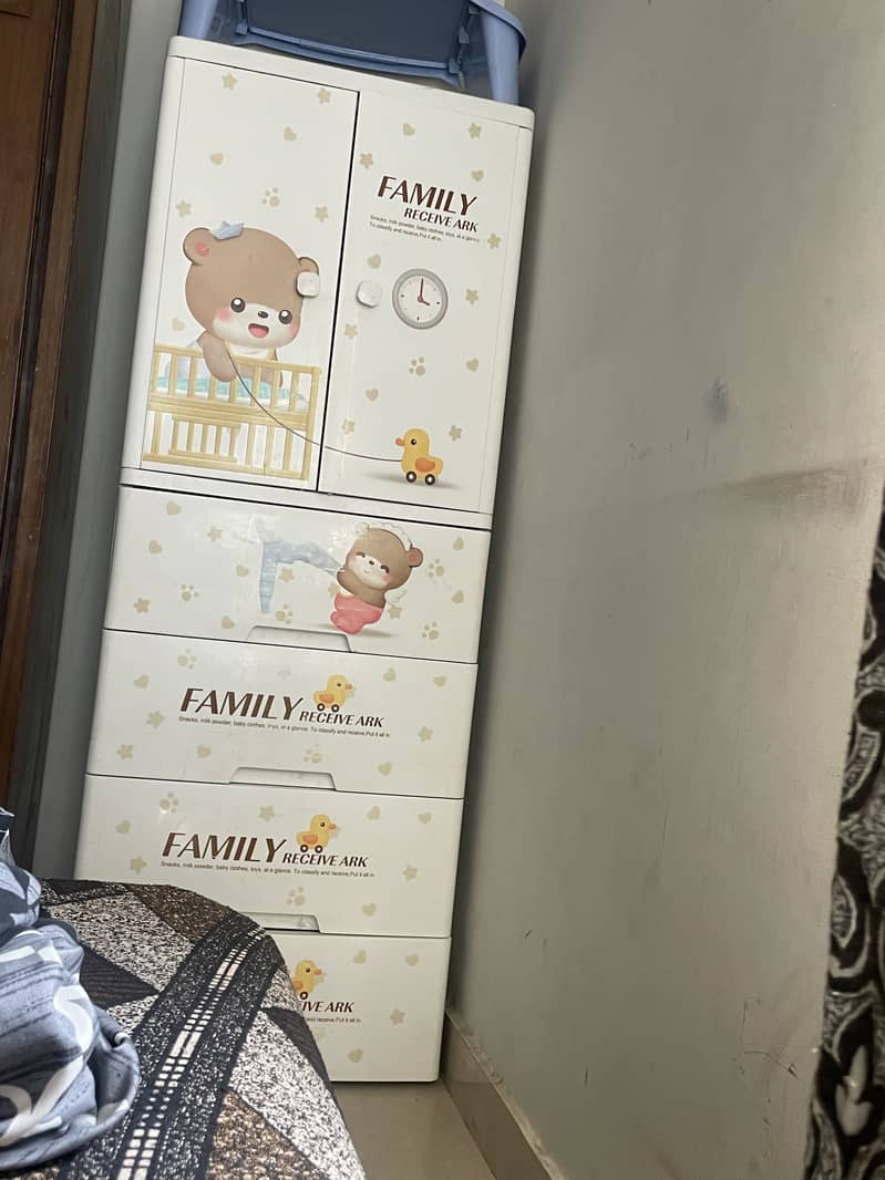Baby cupboard in good condition !! With spacious place 1