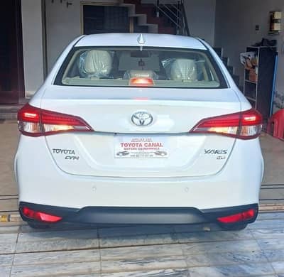 Toyota yaris 1.3  cvt SE Edition