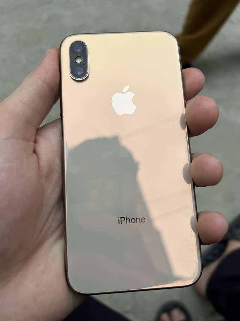 iPhone xs 1
