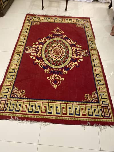 Rug in red color