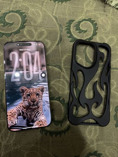 Iphone 16 pro max JV | 256 GB | 100 health | still Apple warranty