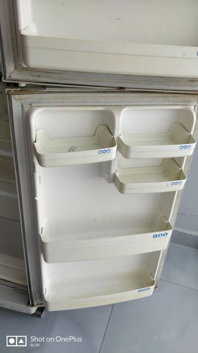 LG no frost 12 cubic feet fridge working excellent