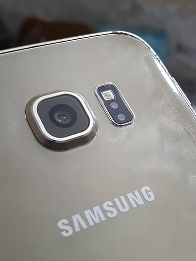 Samsung S6 edge with box and charger