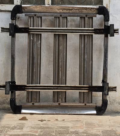 universal carrier for cars [ hatchbacks ]