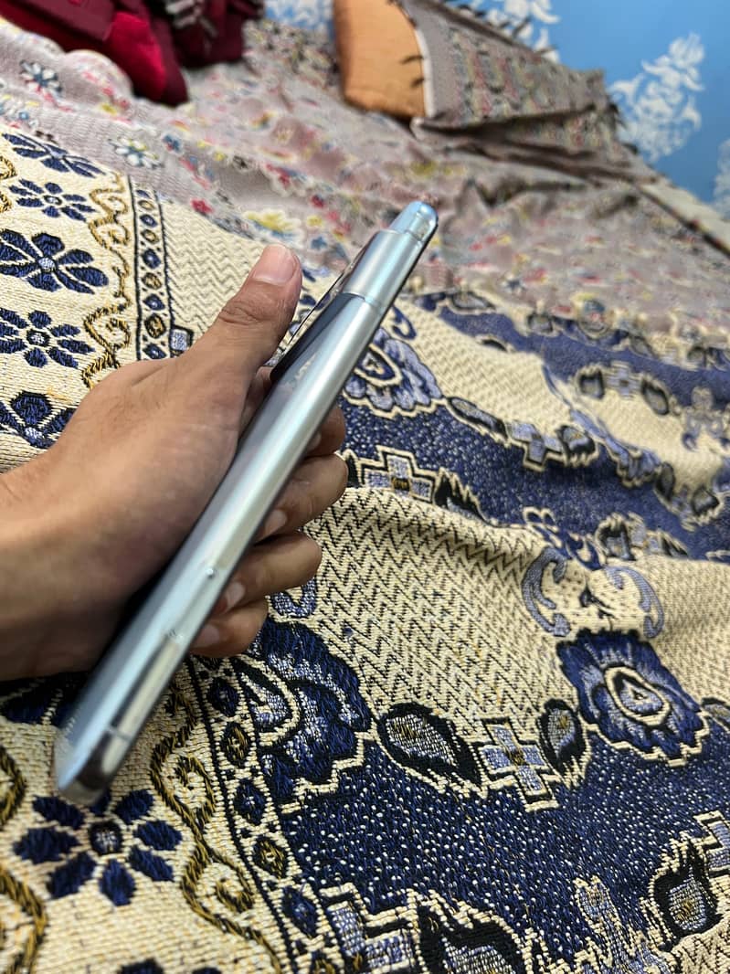 Pixel 8pro 4